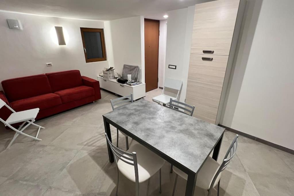 Appartamento Tre Archi Con Corte Privata Венеция Екстериор снимка