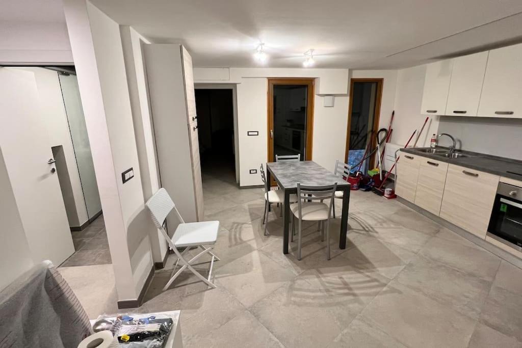 Appartamento Tre Archi Con Corte Privata Венеция Екстериор снимка