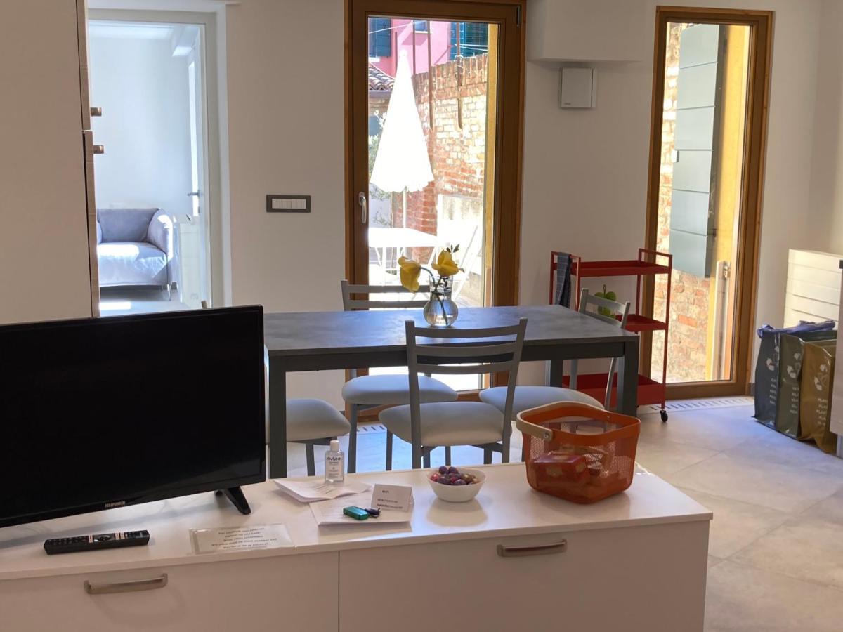 Appartamento Tre Archi Con Corte Privata Венеция Екстериор снимка